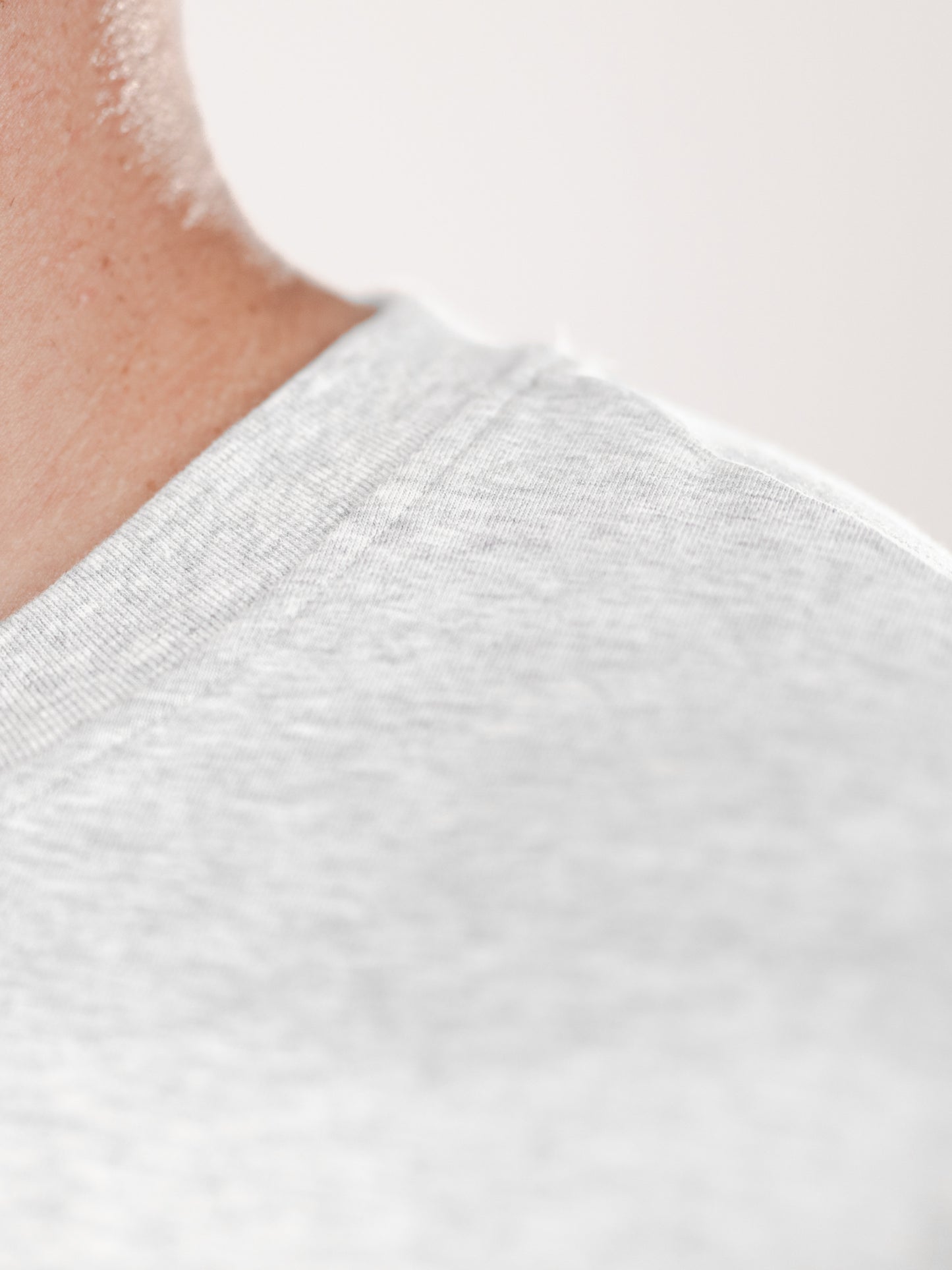 Crew Tee | Heather Grey