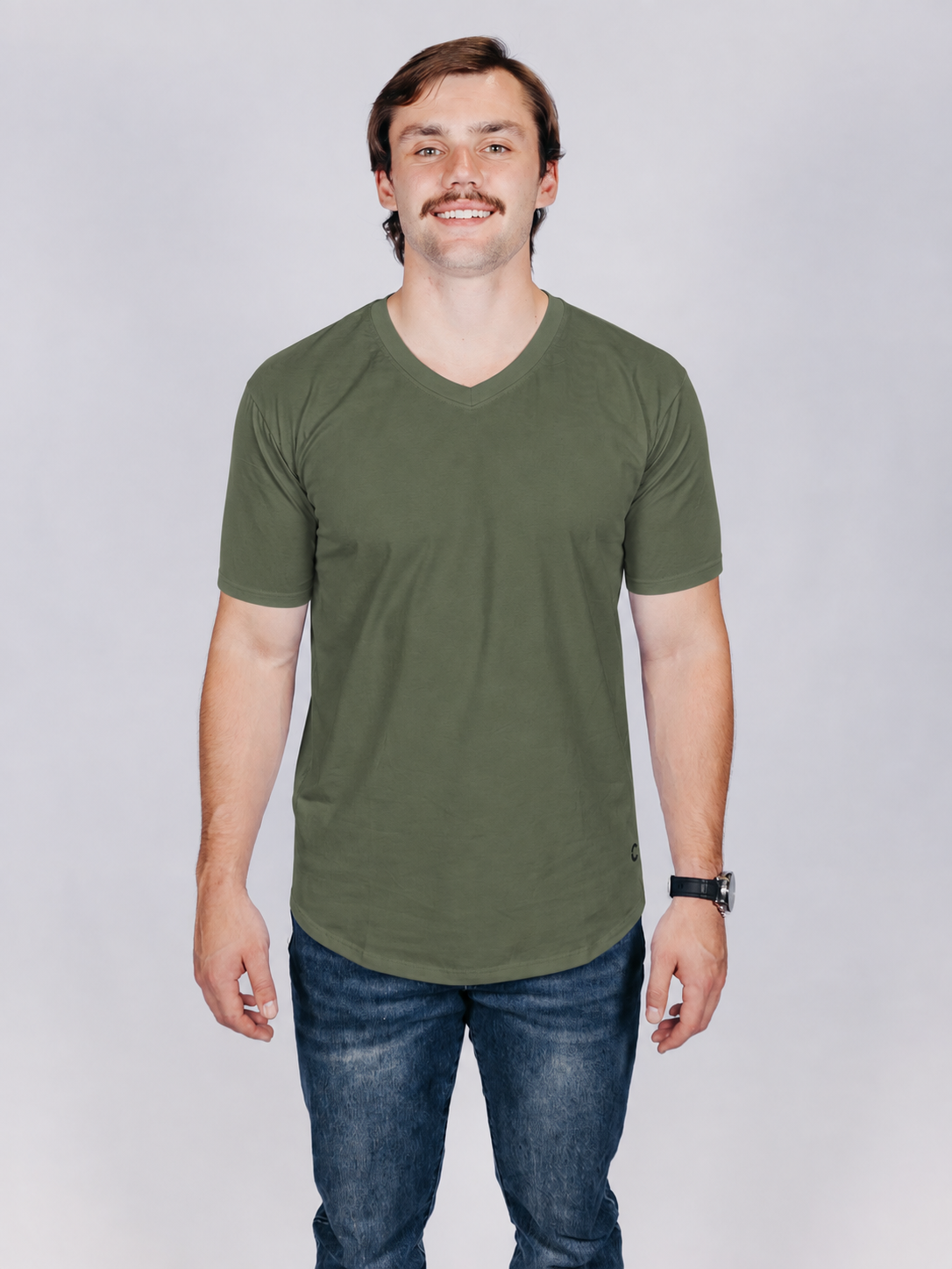 V-Neck | Olive Green